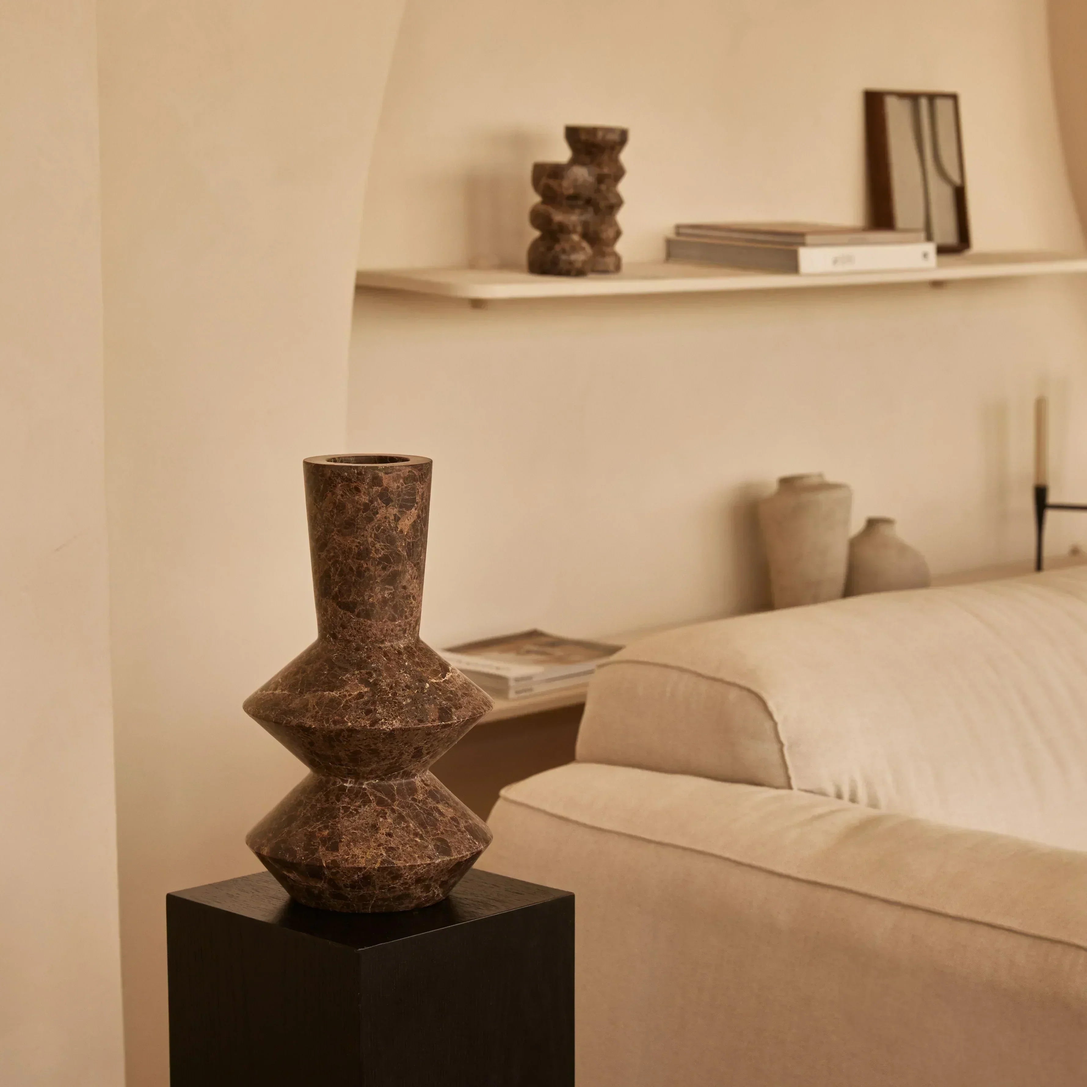 Wazon Dark Emperador